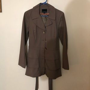 Light Weight Trench Coat. Perfect for Spring